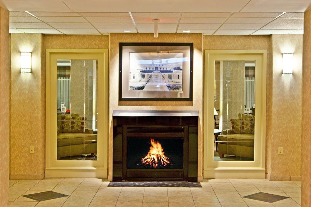 Holiday Inn Express Radcliff Fort Knox By Ihg Buitenkant foto