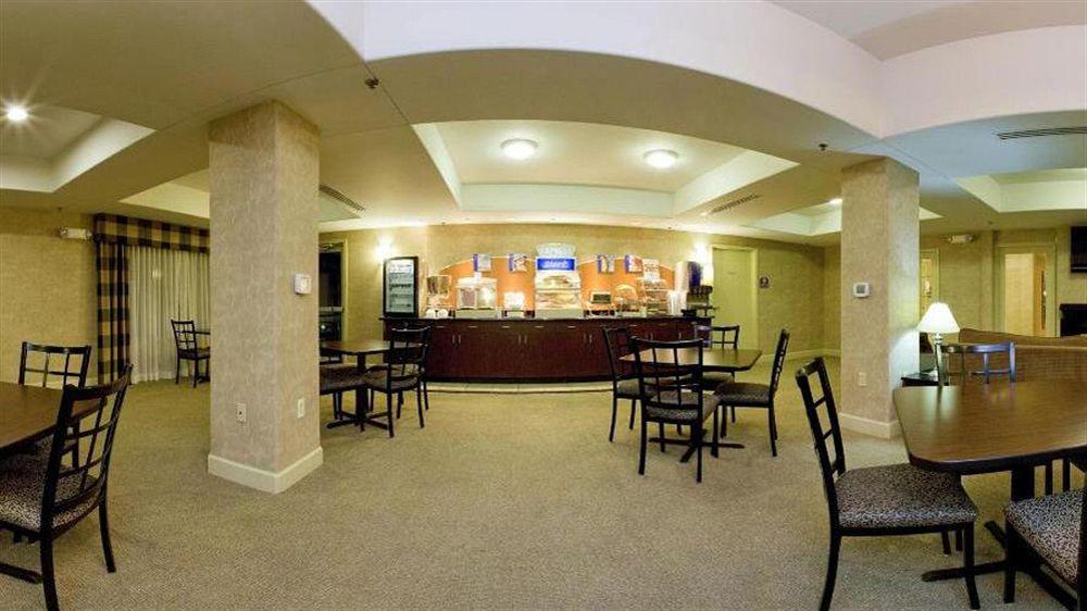 Holiday Inn Express Radcliff Fort Knox By Ihg Buitenkant foto