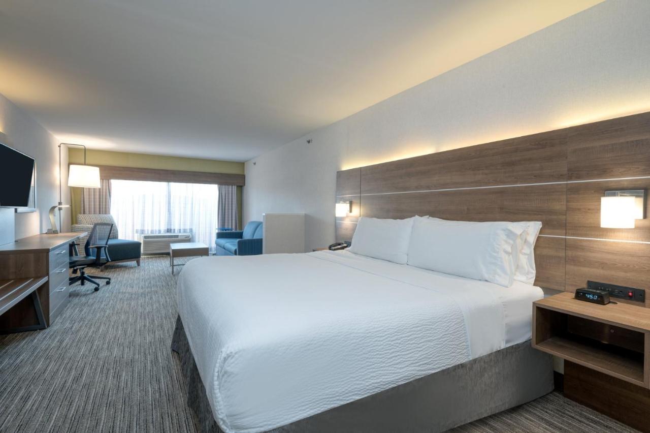 Holiday Inn Express Radcliff Fort Knox By Ihg Buitenkant foto