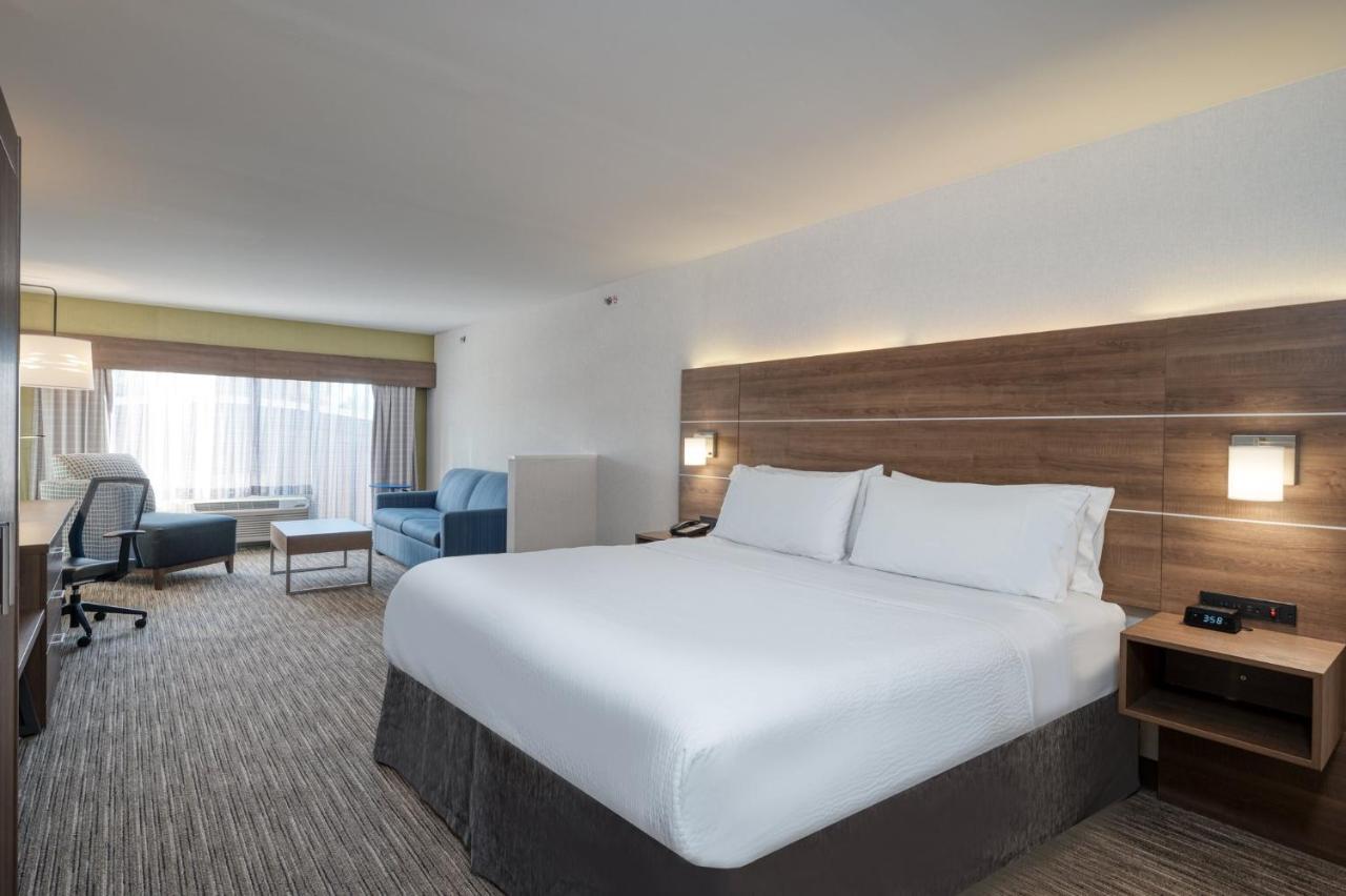 Holiday Inn Express Radcliff Fort Knox By Ihg Buitenkant foto