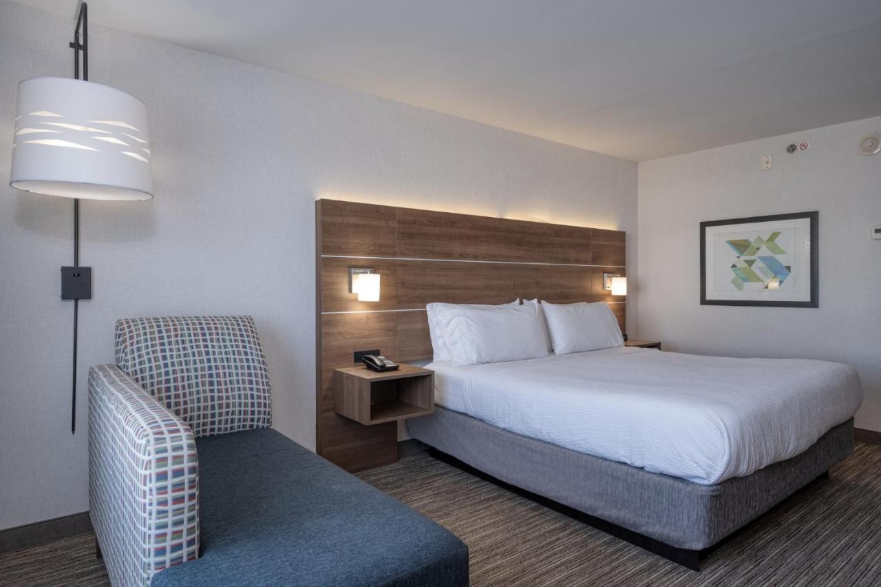 Holiday Inn Express Radcliff Fort Knox By Ihg Buitenkant foto