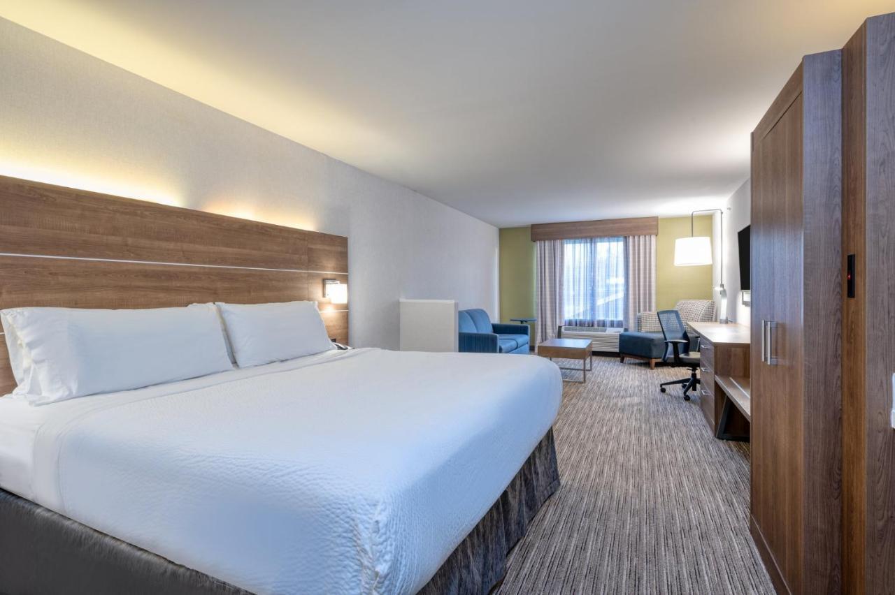 Holiday Inn Express Radcliff Fort Knox By Ihg Buitenkant foto