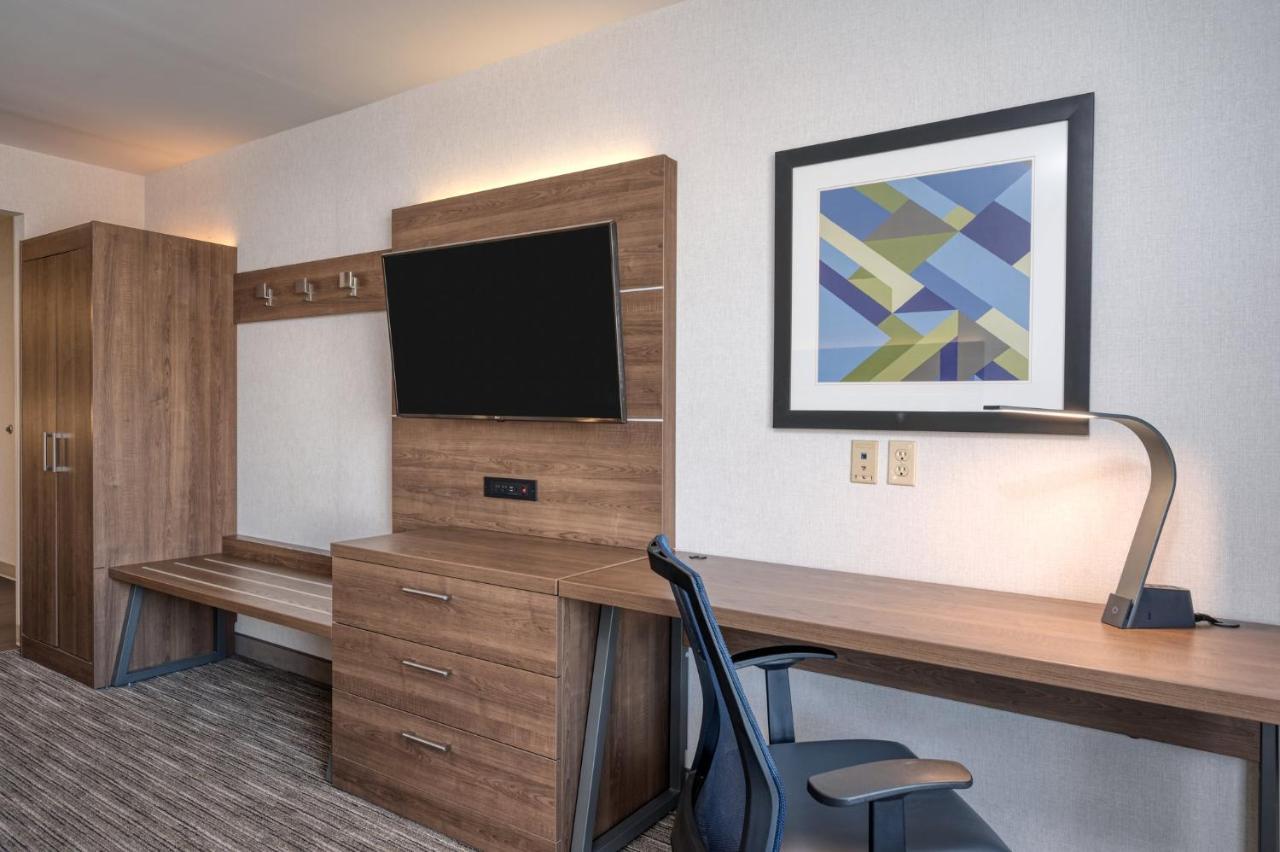 Holiday Inn Express Radcliff Fort Knox By Ihg Buitenkant foto