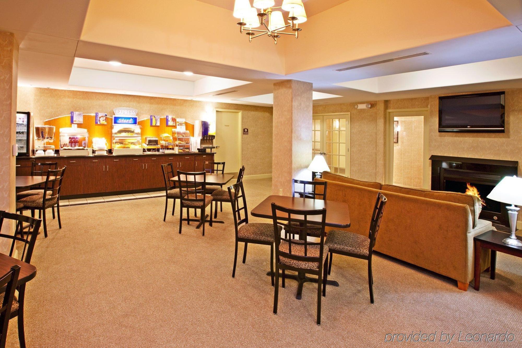 Holiday Inn Express Radcliff Fort Knox By Ihg Buitenkant foto